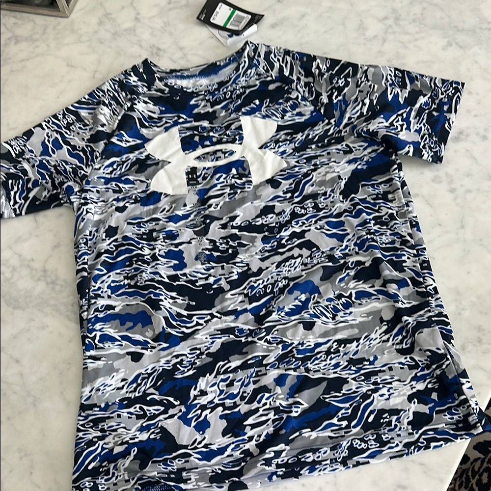 Under Armour Blue and White Short Sleeve Tee